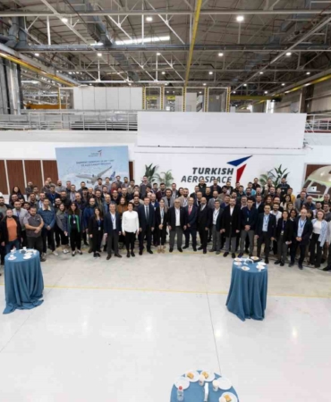 tusas-airbus-a220-programinda-250nci-kanopi-teslimatini-gerceklestirdi-Tjup5nS9.jpg