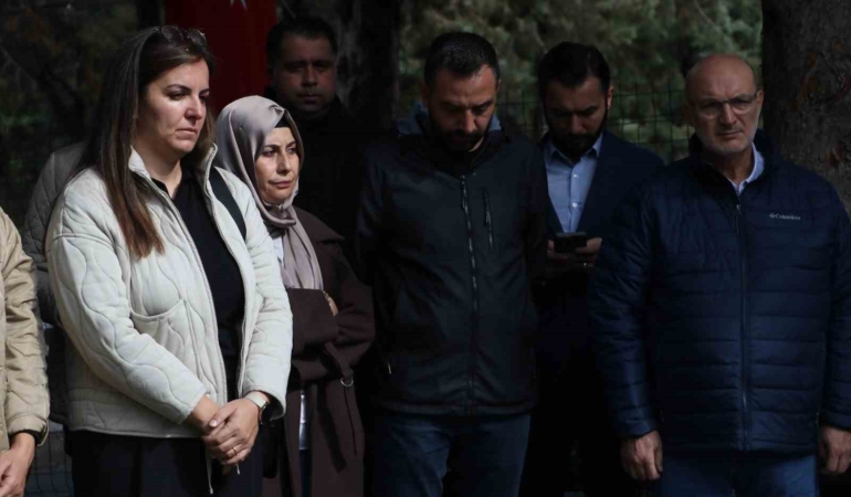 tusas-teror-saldirisinin-uzerinden-1-yil-gecti-sehit-guvenlik-gorevlisi-atakan-sahin-erdogan-kabrinde-jknrmT6K.jpg