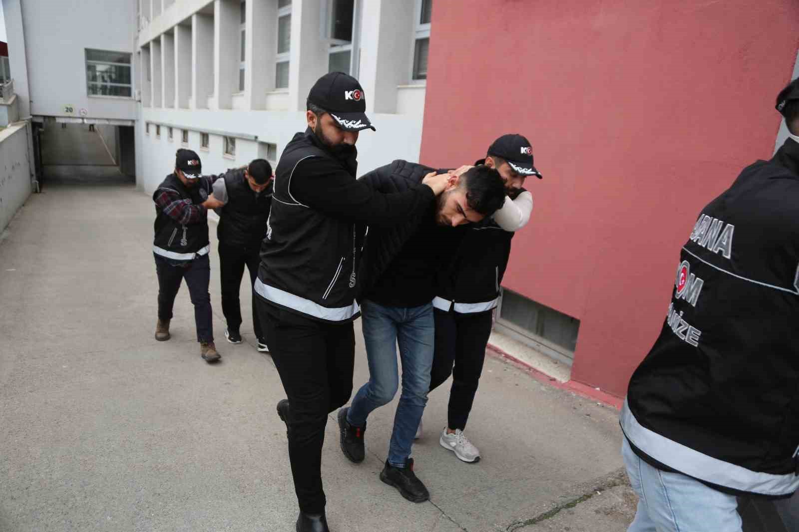 tutuklanan suc orgutu uyeleri 19 yasindaki genci de oldurmus 2 uFgMFUkN