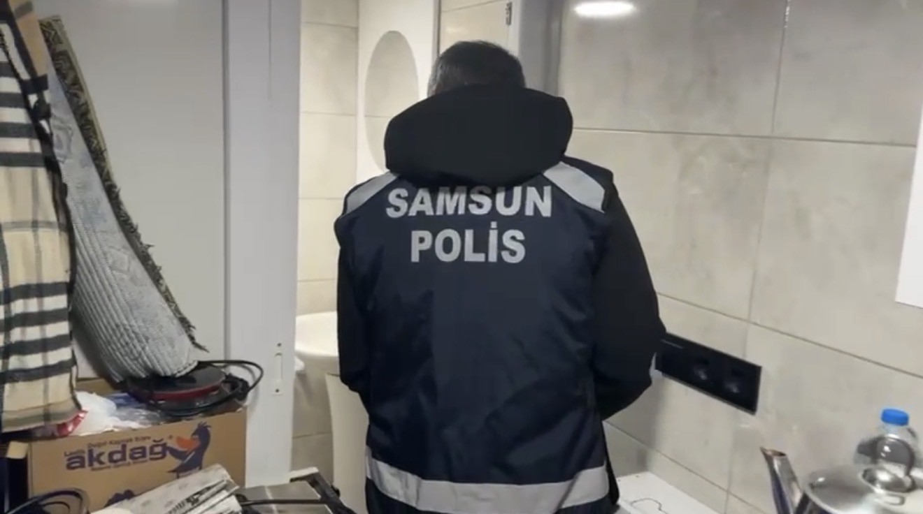 tutun operasyonunda 22 bin doldurulmus makaron ele gecirildi 1 LFOc9Z1G