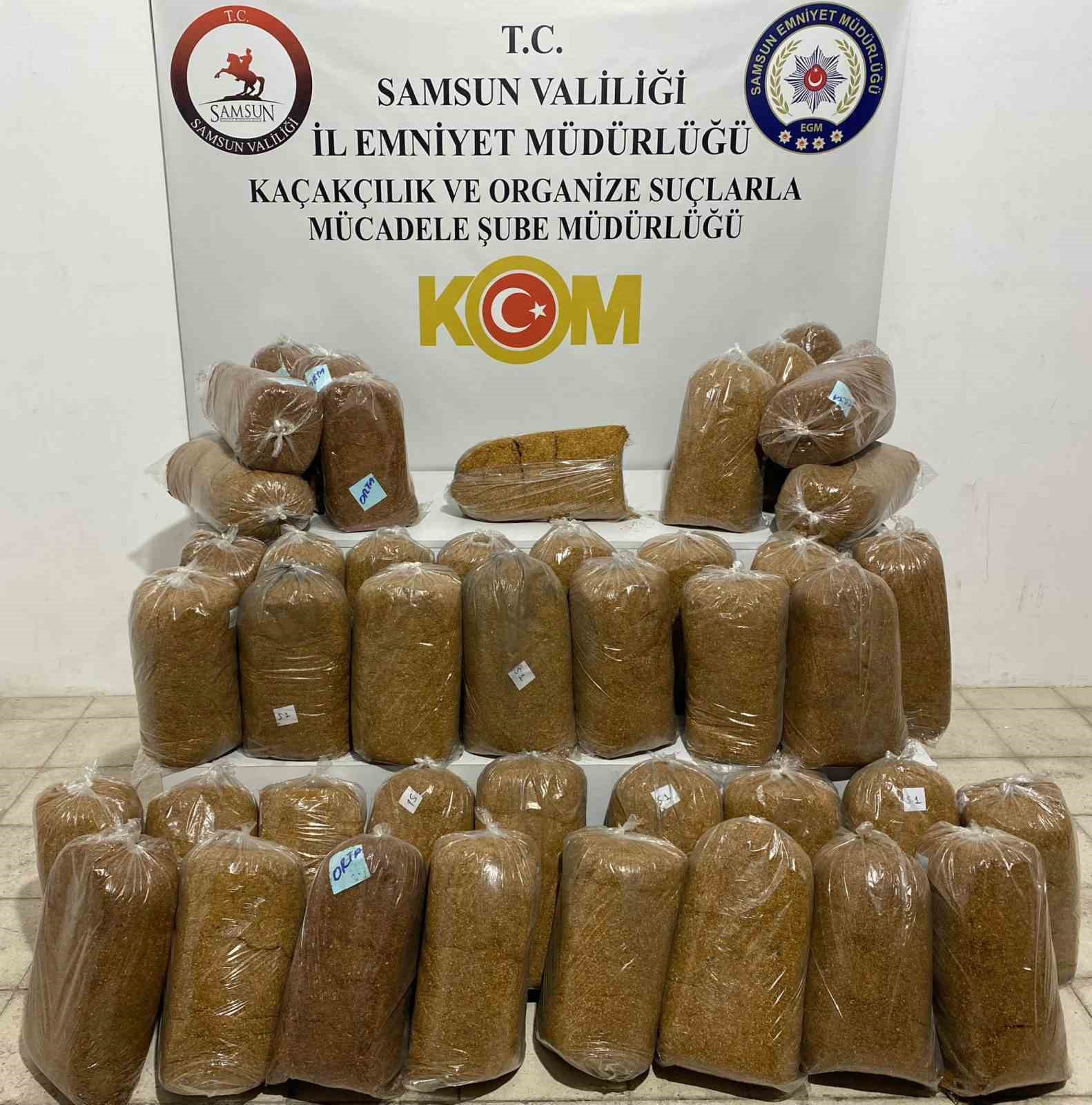tutun operasyonunda tirdan 215 kilo kacak tutun cikti 4 S5RS6qKr