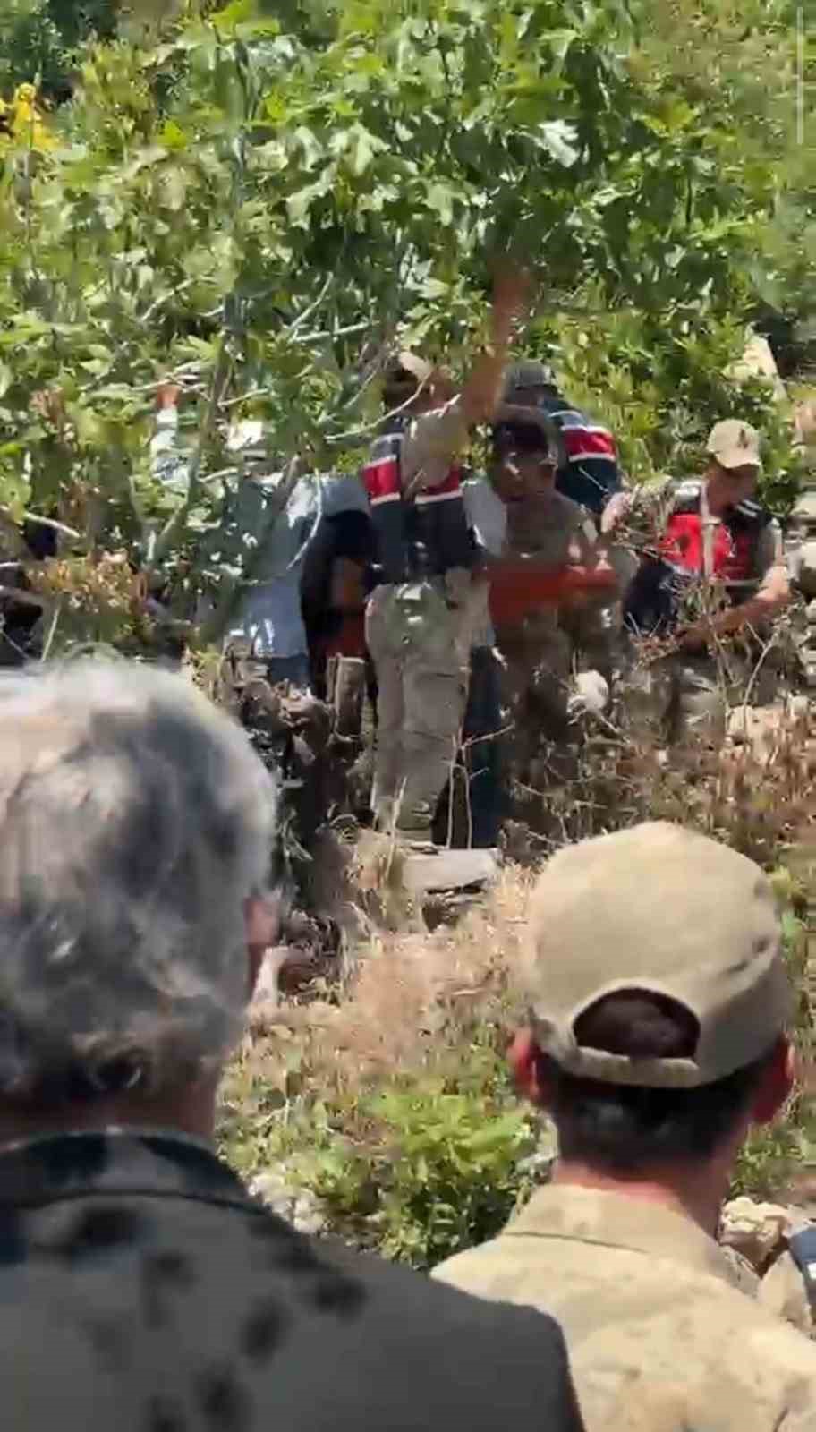 Tütün tarlasına çapa yapmaya giderken kaybolan 57 yaşındaki adam 15 saat sonra evinin yakınlarında bulundu 7 tutun tarlasina capa yapmaya giderken kaybolan 57 yasindaki adam 15 saat sonra evinin yakinlarinda gYLUmM77