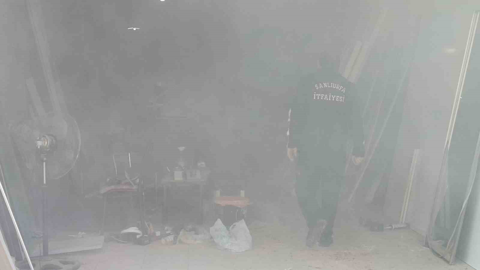 Tutuşan talaş iş yerini yaktı 9 tutusan talas is yerini yakti 5 I5263TVb