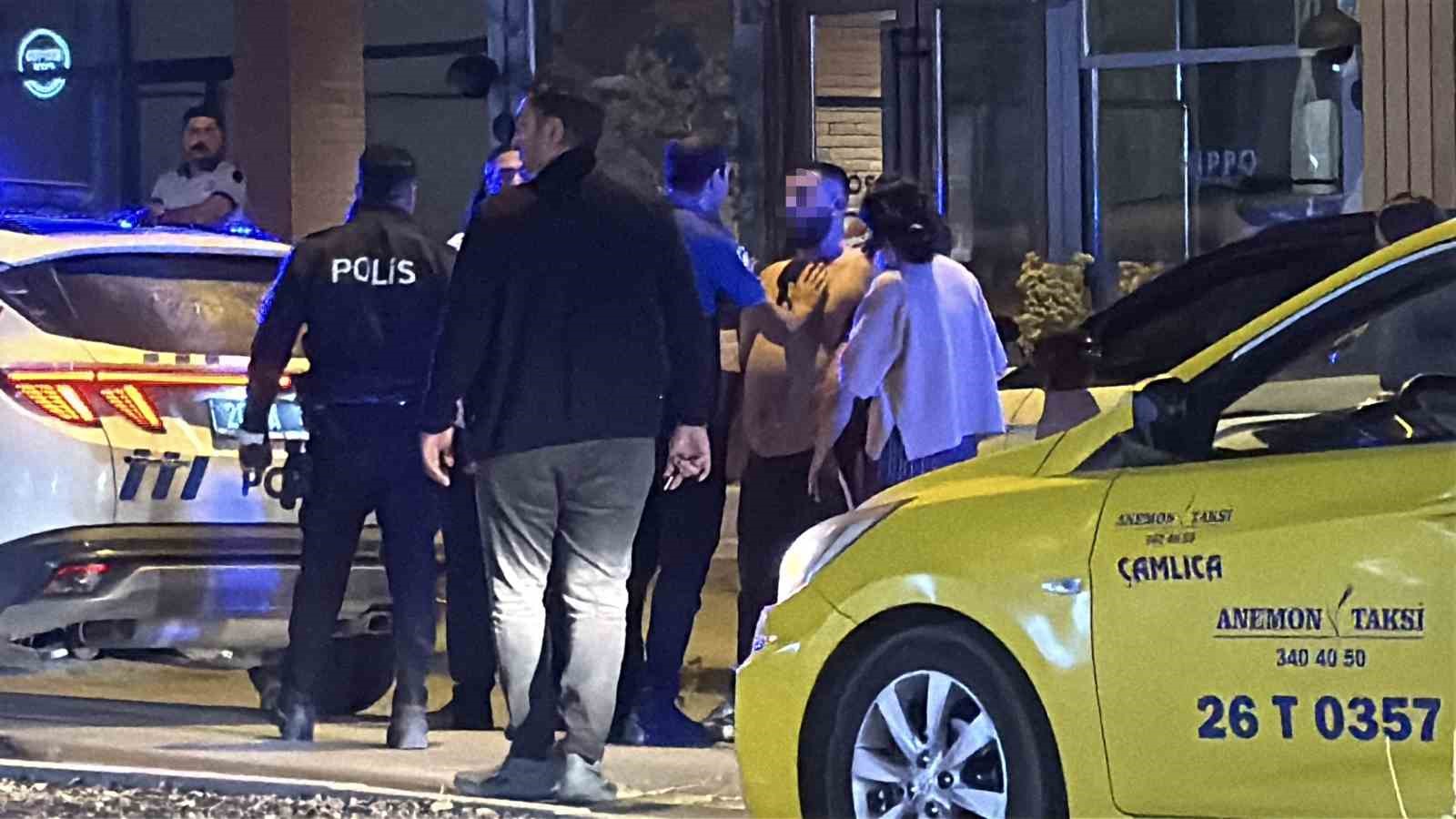 Tuvalet sırası yüzünden kavga eden şahıs ortalığı birbirine kattı 4 tuvalet sirasi yuzunden kavga eden sahis ortaligi birbirine katti 0 6Pwperdf
