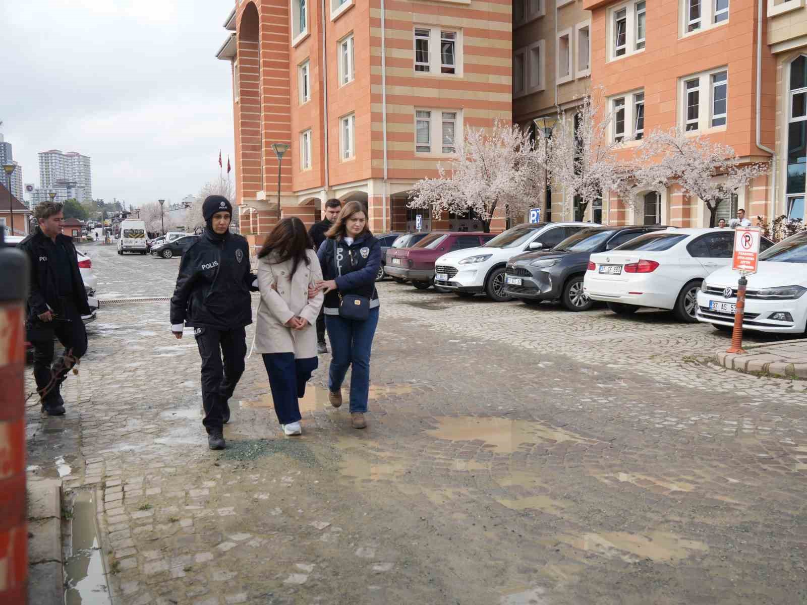tuvalette dogurdugu bebegini cope atan anne 12 yil hapis cezasina carptirildi 1 YnzijicP