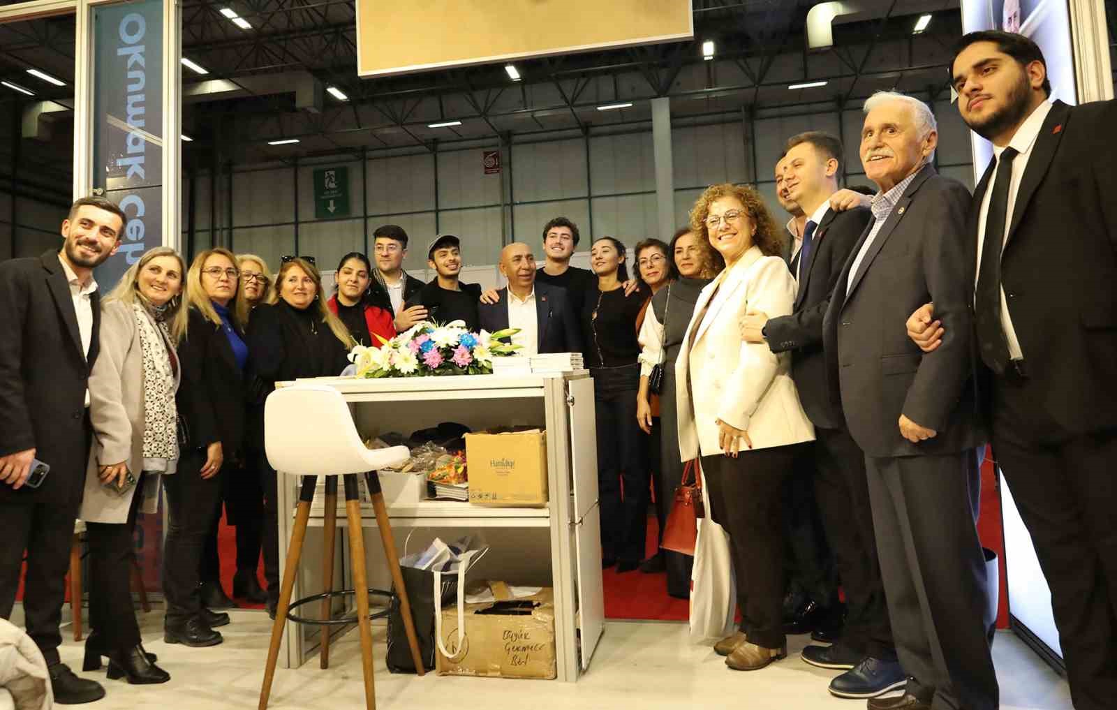 tuyap kitap fuarinda gorme engelliler icin sesli kitap projesi olan getem tanitildi 4 YKjpRyhw