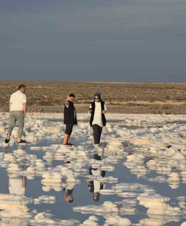 tuz-golunde-sular-cekildi-pamukkale-travertenlerini-andirdi-Nwb2p3W1.jpg