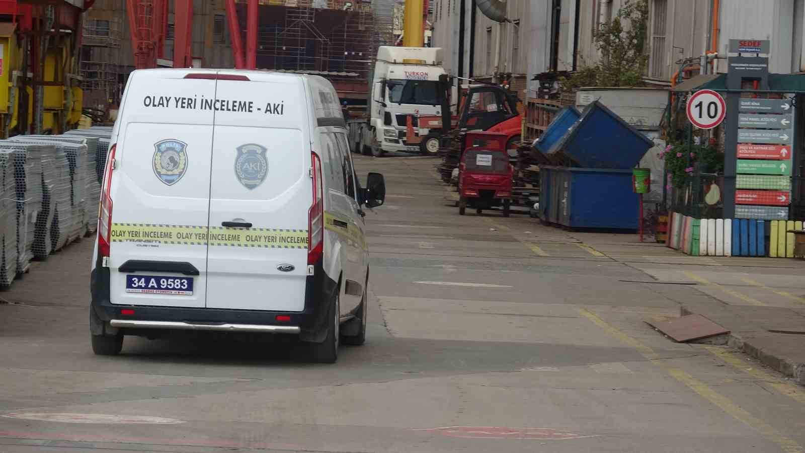 Tuzla’da tersanede iskele çöktü: 2 işçi yaralandı 6 tuzlada tersanede iskele coktu 2 isci yaralandi 2 MLWnf6DO