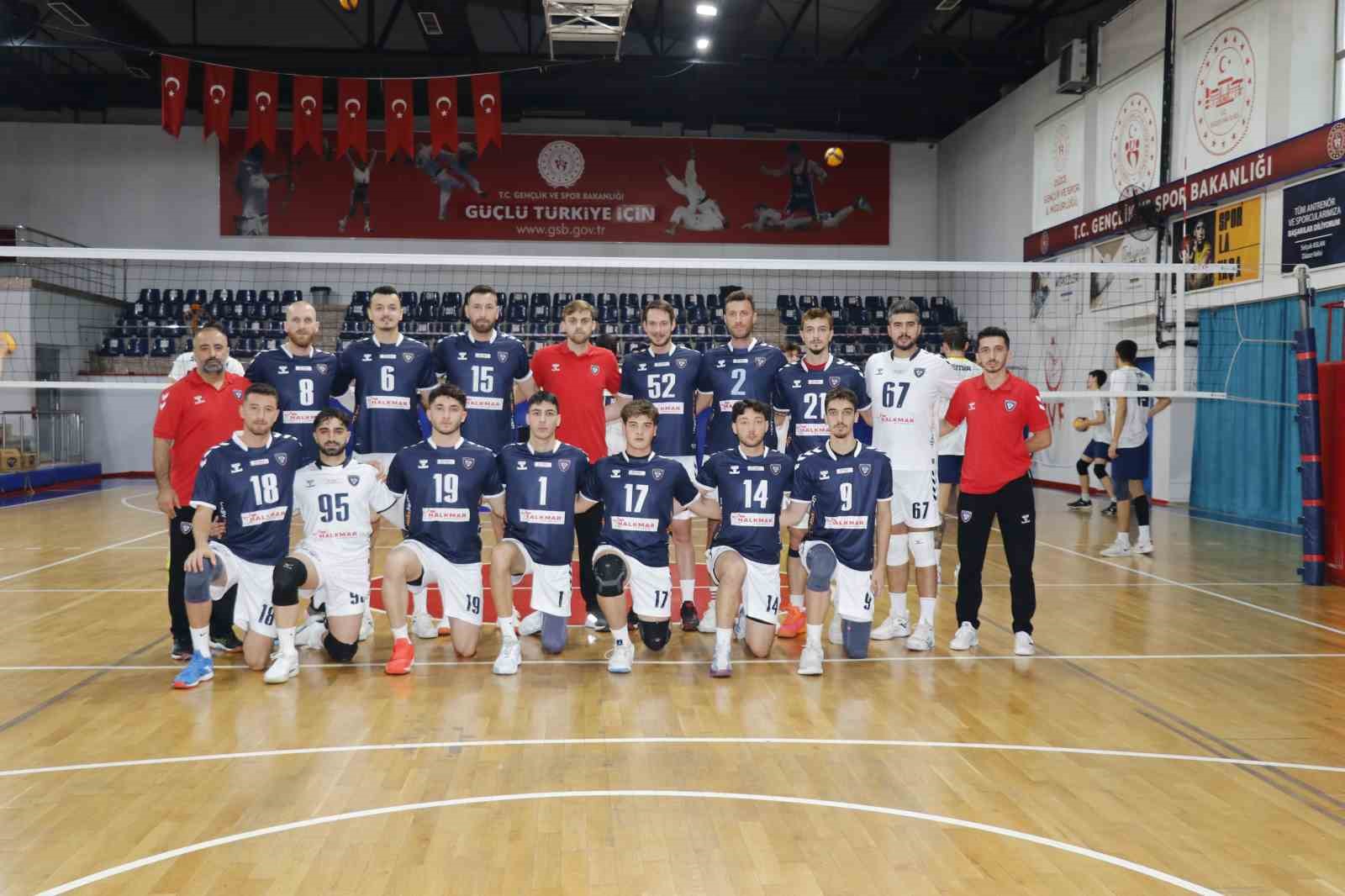 TVF Erkekler 1. Lig: Düzce Belediyesi Spor Akademisi: 3 - Fenerbahçe Spor Kulübü: 0 1 tvf erkekler 1 lig duzce belediyesi spor akademisi 3 fenerbahce spor kulubu 0 wkjyF4sJ