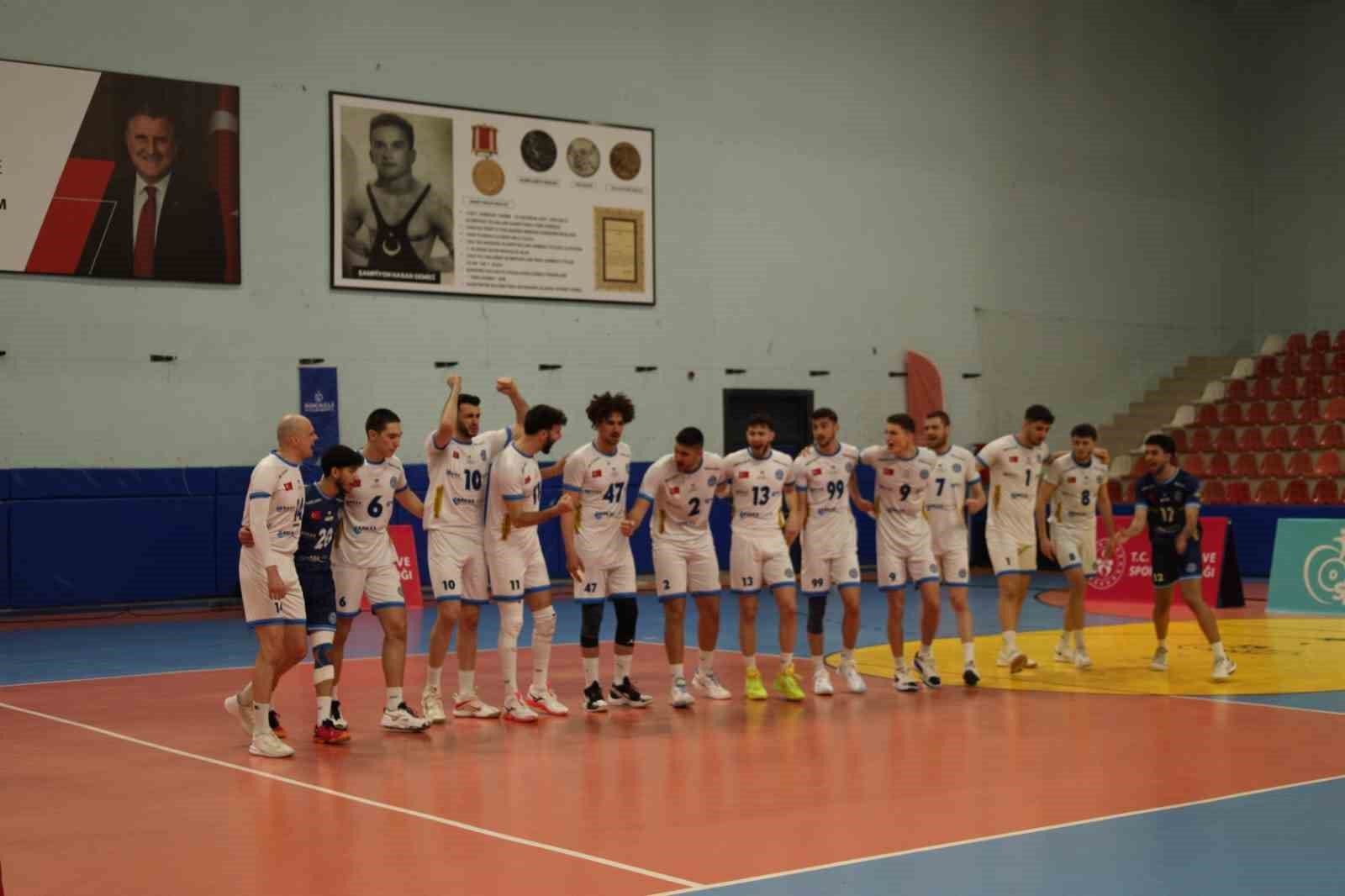 tvf erkekler voleybol 1 ligi yari finali kocaeli buyuksehir belediye kagitspor 4 arkasspor