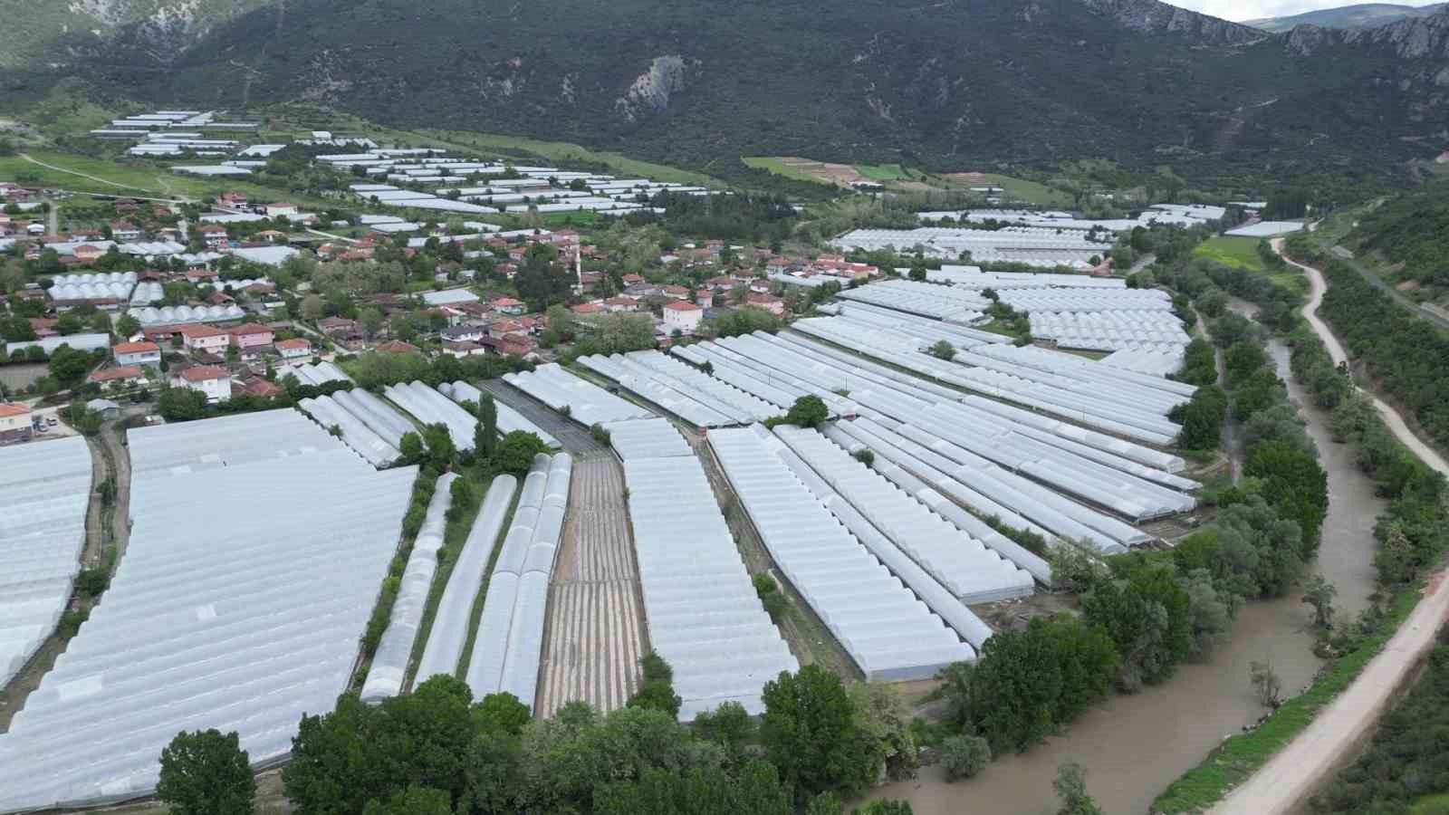 tzob genel baskani bayraktar amasyada sel felaketinden zarar goren ureticilerimiz devlet destegi istiyor 10 uHGwBdgT