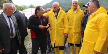 tzob-genel-baskani-bayraktar-amasyada-sel-felaketinden-zarar-goren-ureticilerimiz-devlet-destegi-istiyor-uPs3CU1u.jpg