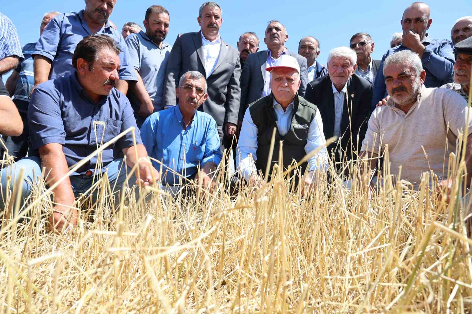tzob genel baskani bayraktar tarimsal uretimin surdurulebilirliginin onemine vurgu yapti 1 l497fONT