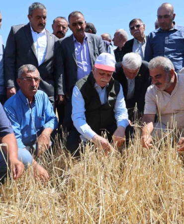 tzob-genel-baskani-bayraktar-tarimsal-uretimin-surdurulebilirliginin-onemine-vurgu-yapti-ybNbk19T.jpg