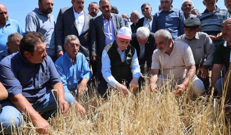 tzob-genel-baskani-bayraktar-tarimsal-uretimin-surdurulebilirliginin-onemine-vurgu-yapti-ybNbk19T.jpg