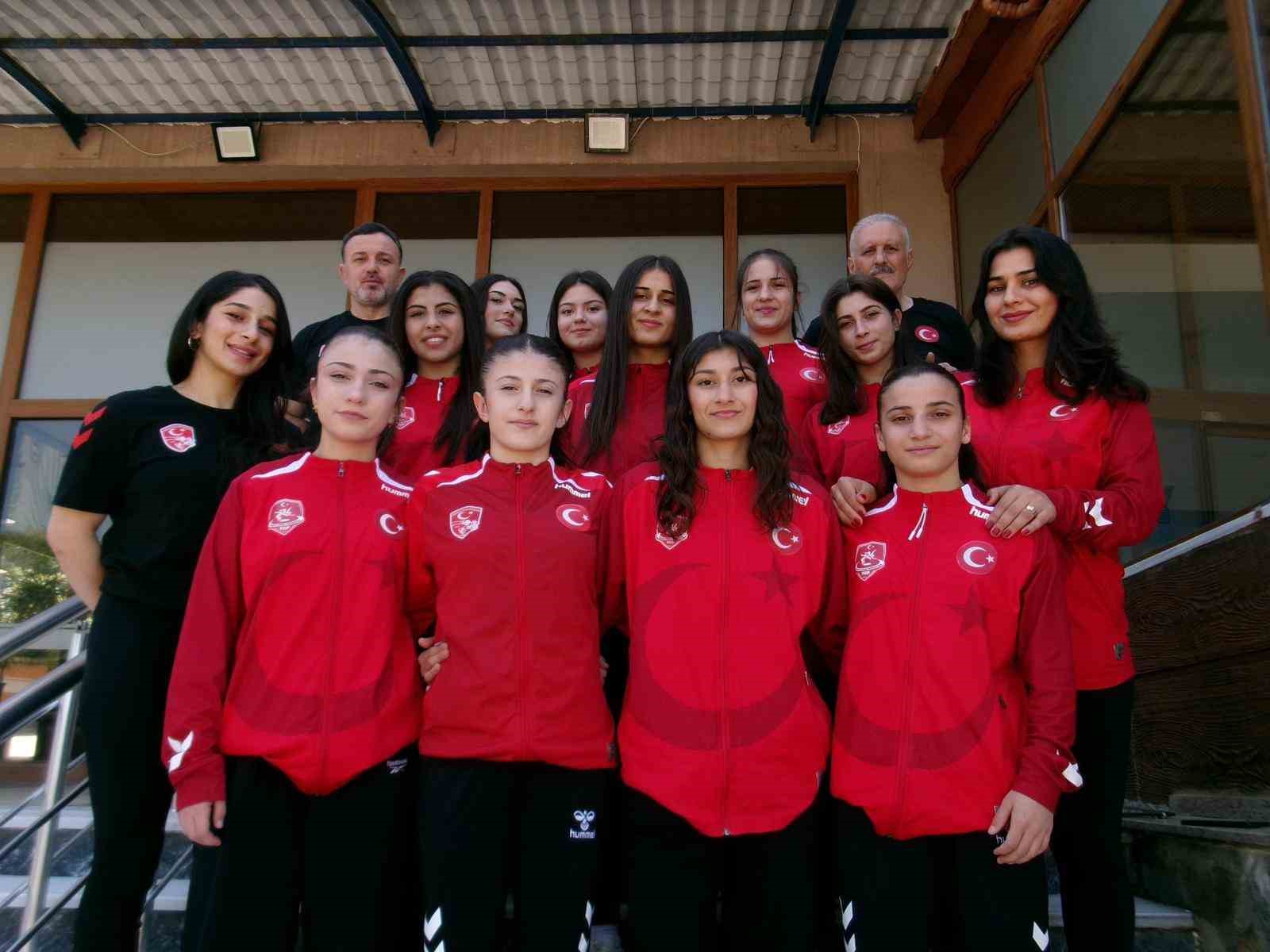 U17 Avrupa Güreş Şampiyonası başlıyor 6 u17 avrupa gures sampiyonasi basliyor 2 NllmsPJB