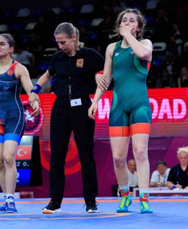 u17-avrupa-gures-sampiyonasinda-ozdenur-ozmerden-altin-madalya-keDpZvvt.jpg