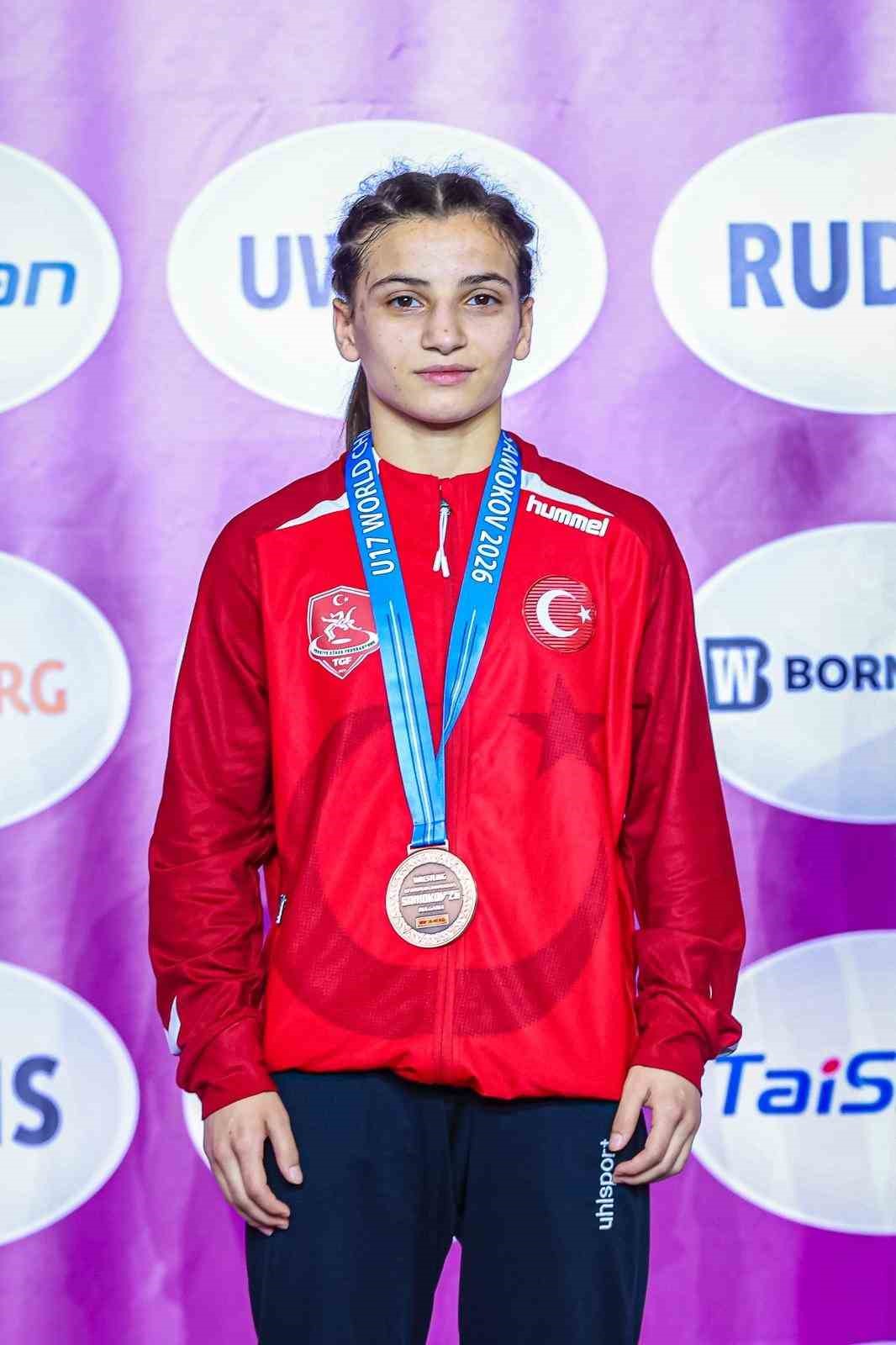 u17 avrupa gures sampiyonasinda sirin askara bronz madalya kazandi 1 tvCmDJqf