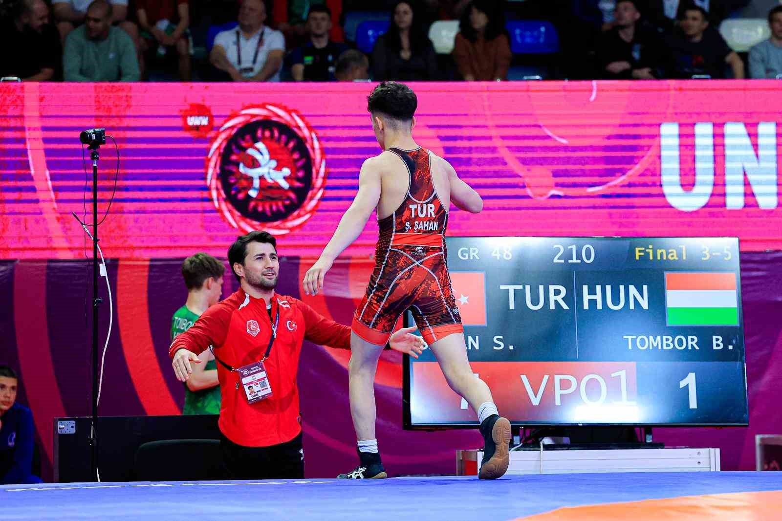 u17 avrupa sampiyonasinda samil sahandan bronz madalya 1 3ujTegrk