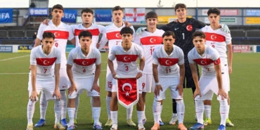 u17-milli-takimi-ispanya-karsisinda-H8OcxxSH.jpg