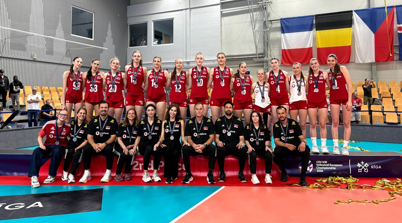 U18 Kadın Milli Voleybol Takımı, Avrupa ikincisi 6 u18 kadin milli voleybol takimi avrupa ikincisi 2 WLjggrse