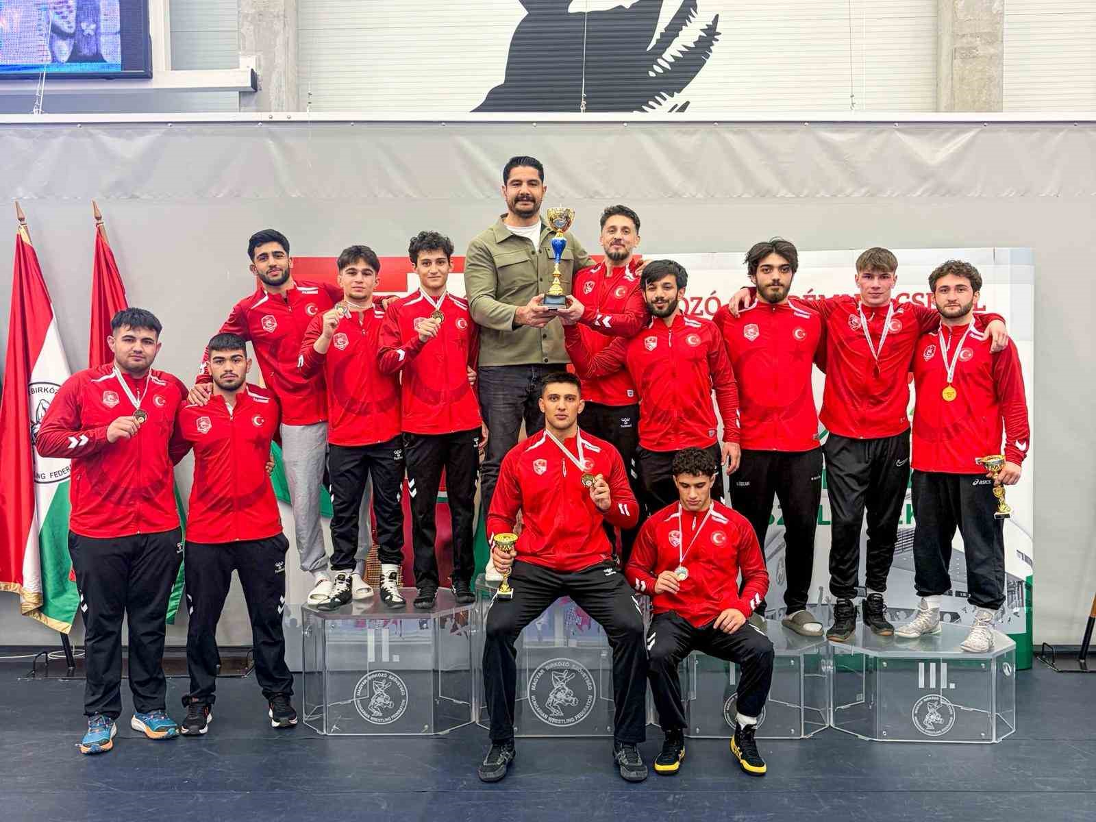 U20 Grekoromen Güreş Milli Takımı şampiyon oldu 12 u20 grekoromen gures milli takimi sampiyon oldu 8 rh8qbnue