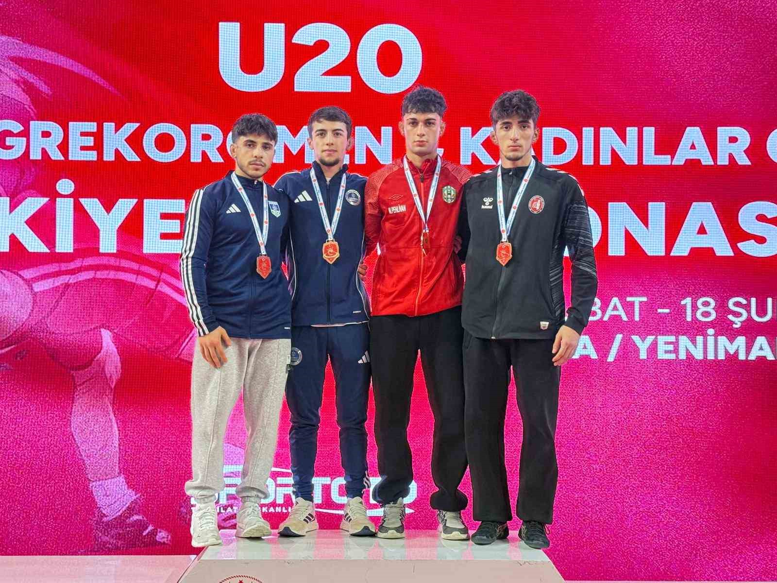 u20 serbest gures turkiye sampiyonasinda ikinci gun tamamlandi 3 vEKNwkyP