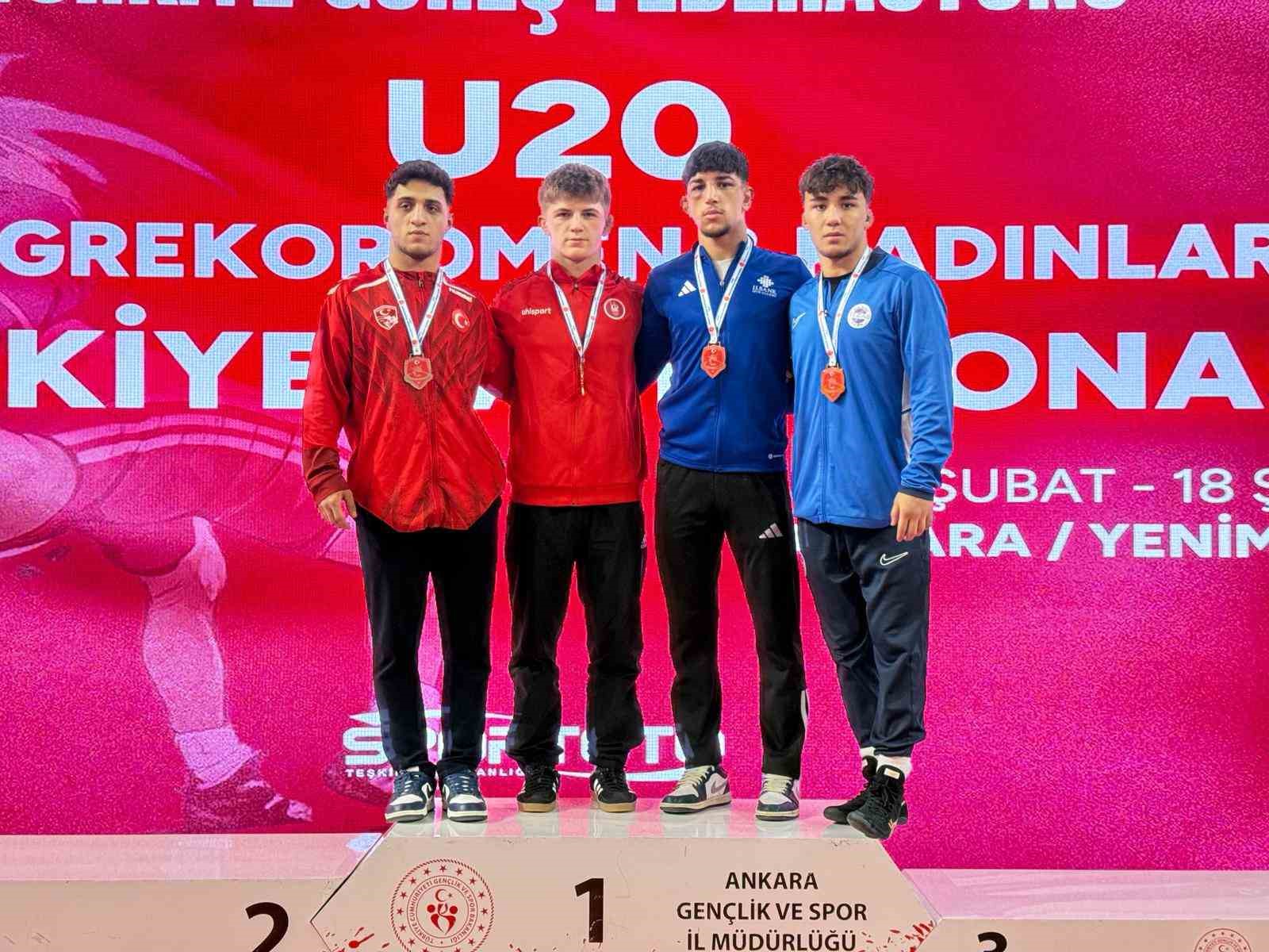 u20 serbest gures turkiye sampiyonasinda ikinci gun tamamlandi 5