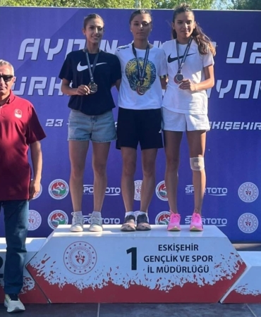 u20-turkiye-sampiyonu-elif-akcicek-balkan-sampiyonasi-biletini-aldi-U61BBYqD.jpg