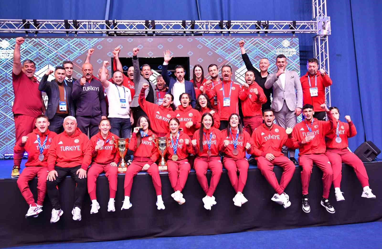 u23 avrupa boks sampiyonasinda millilerden tarihi zafer 0 6mYG2msI