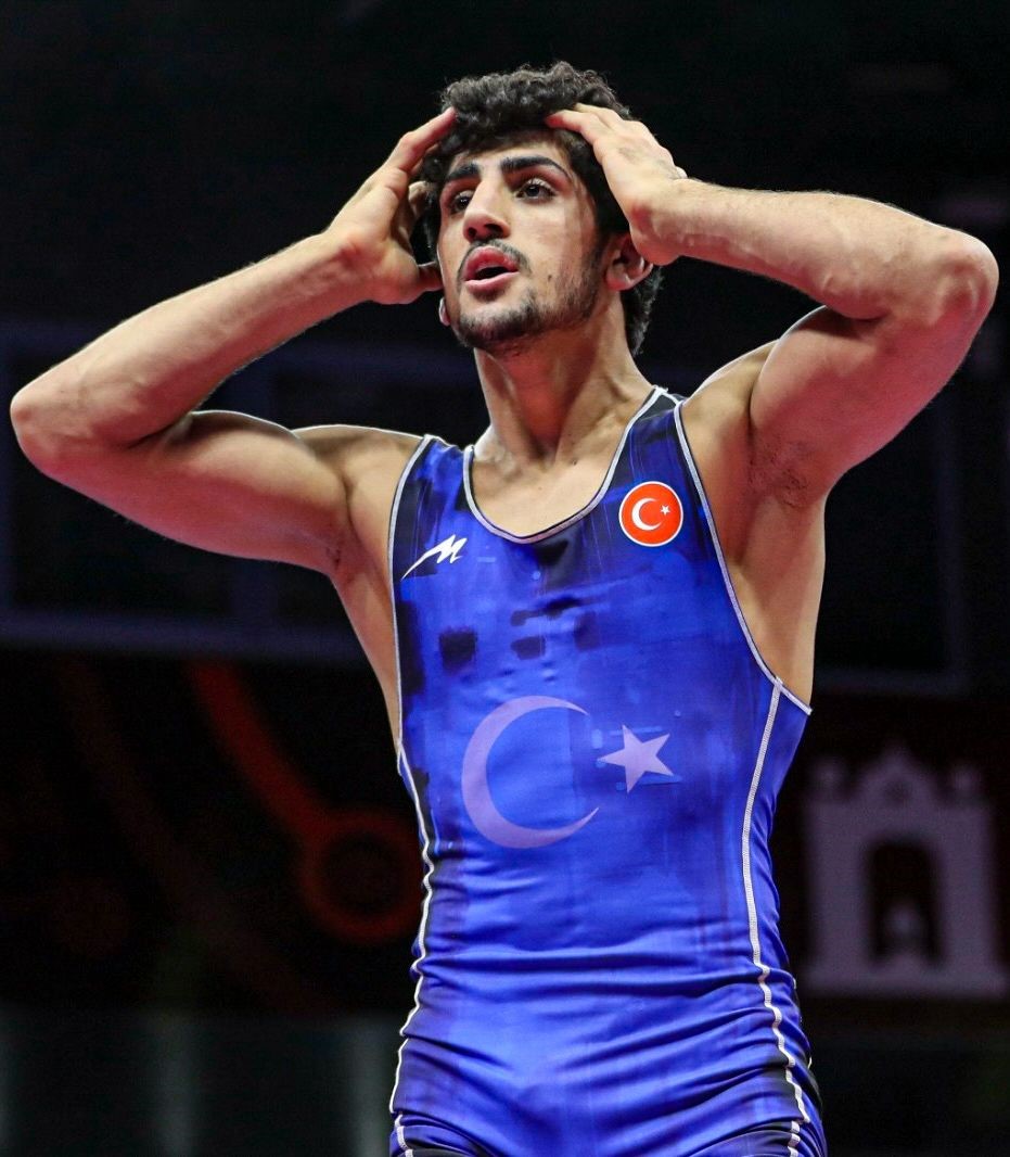 U23 Avrupa Şampiyonası’nda Azat Sarıyar’dan bronz madalya 5 u23 avrupa sampiyonasinda azat sariyardan bronz madalya 1 XHu9l6BE