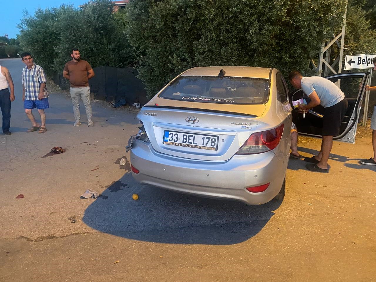 uc tekerli elektrikli motosiklet otomobille carpisti 4 yarali 2 4H4Mvv2Z