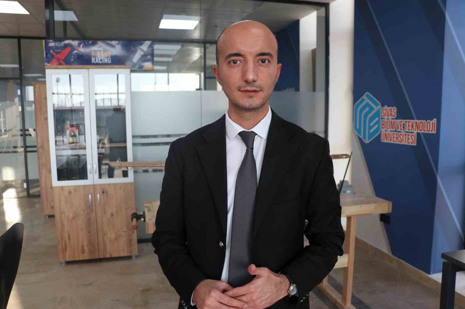 Uçağa binmeden pilot gibi uçuyorlar, simülasyon ile gökyüzüne hazırlanıyorlar 8 ucaga binmeden pilot gibi ucuyorlar simulasyon ile gokyuzune hazirlaniyorlar 4