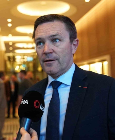 uci-baskani-david-lappartient-yapilan-yatirimlar-bisiklet-sporunun-gelismesi-acisindan-turkiyeye-deger-katiyor-Jav622st.jpg