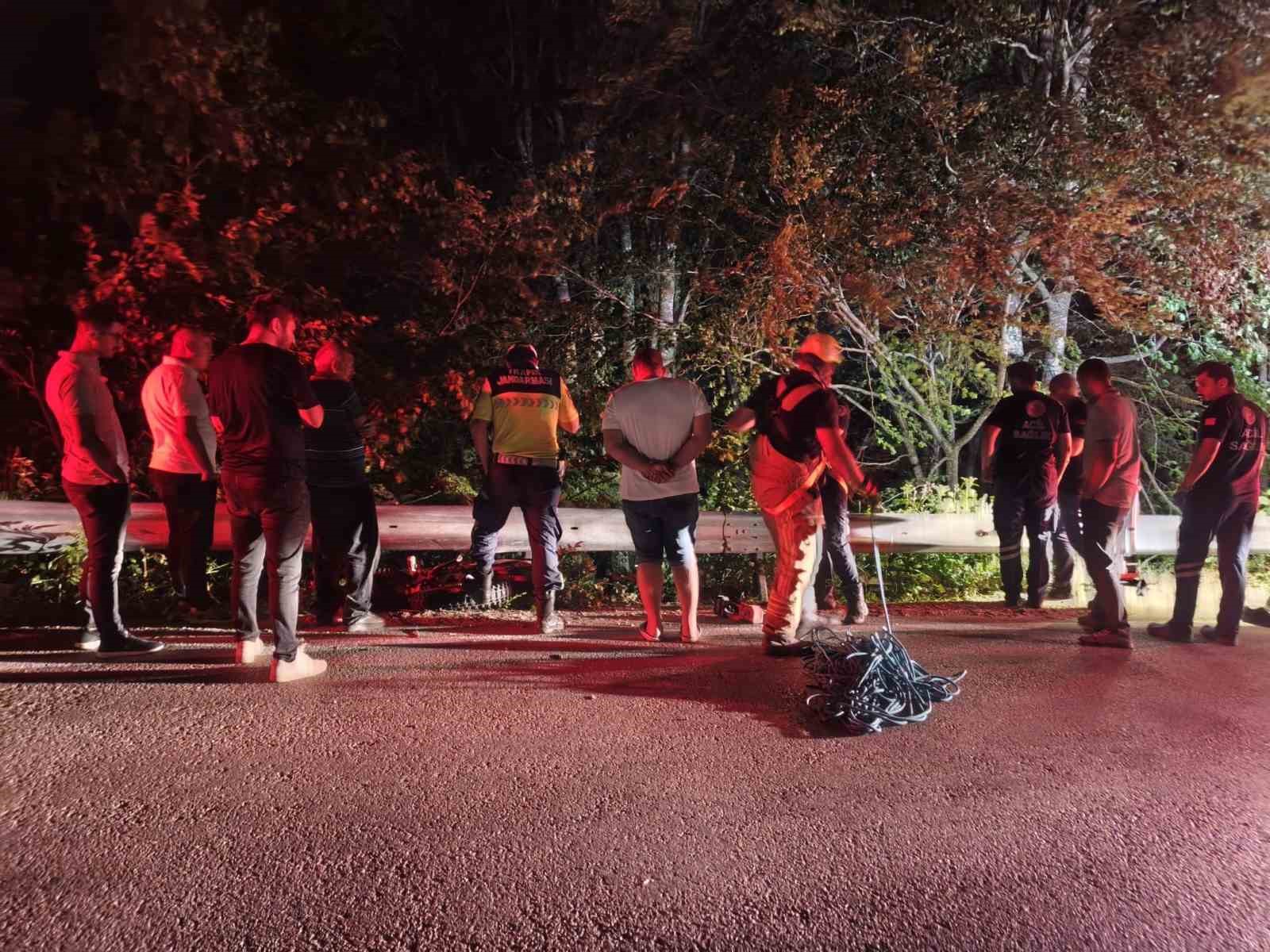 ucurum kenarinda bulunan motosiklet ekipleri harekete gecirdi 4 ij9gJci6
