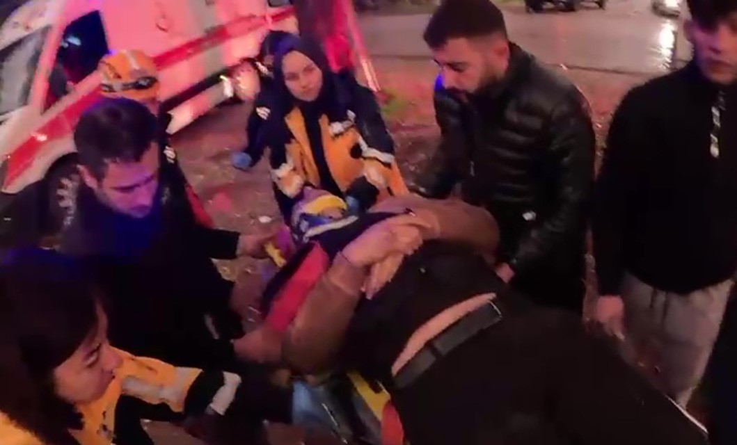 ucurumdan yuvarlanan surucuyu afad ve itfaiye ekipleri kurtardi 2 vpShpvQH