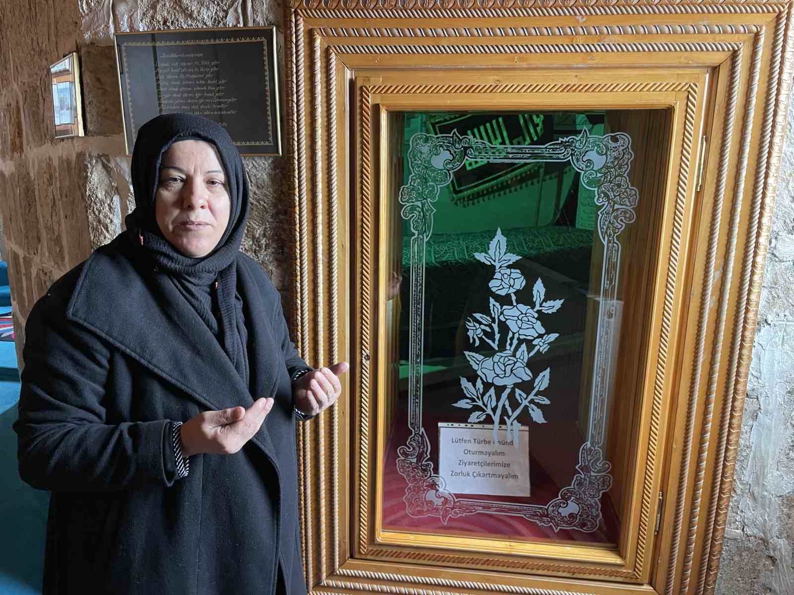 ucurumun kiyisindaki turbede ramazan yogunlugu yasaniyor 3 GCd9j7Mk