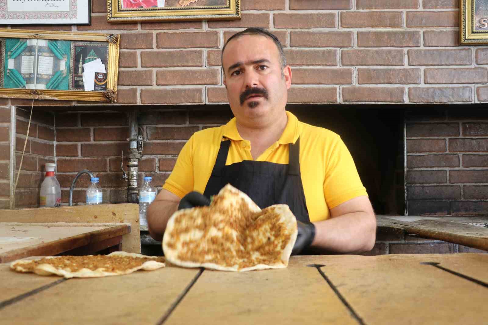 ucuza lahmacun sattigi icin sikayet edilen esnaf yuzde 15 karla satiyorum 0 NmqRkEOM