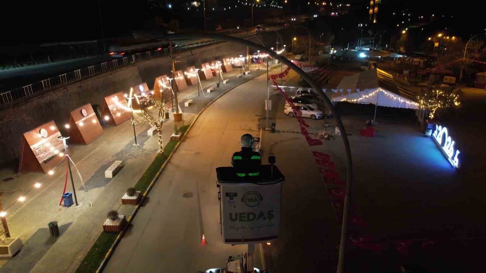 uedastan yeni yilda kesintisiz enerji mesaisi 1 a8UAAWWV