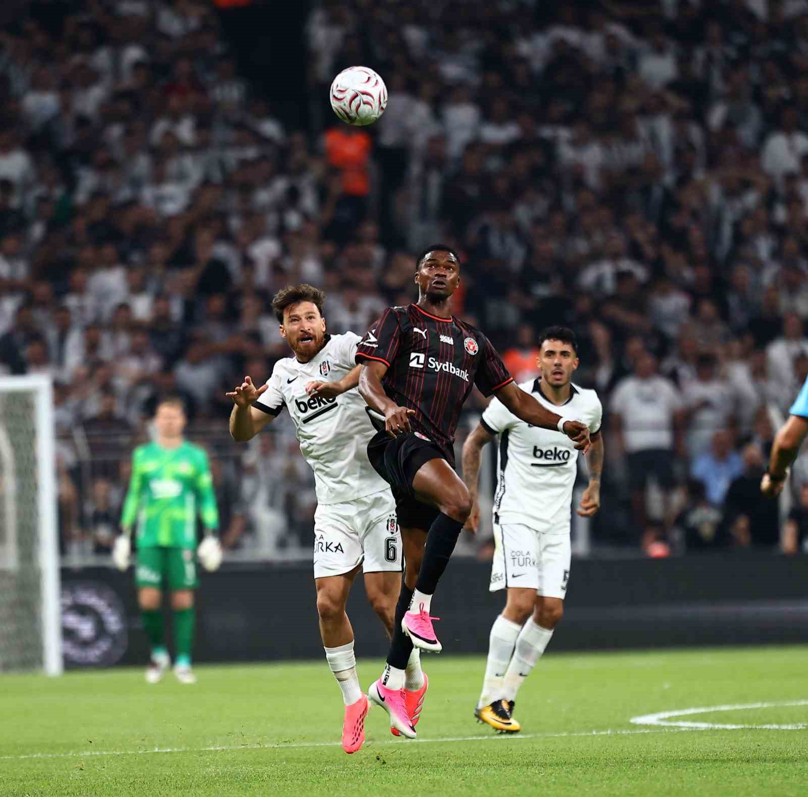 uefa avrupa ligi besiktas 0 midtjylland 0 mac devam ediyor 1 mtB2uWen