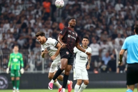 Shomurodov, gol krallığı yarışında zirveye ortak oldu 1 thumbnail