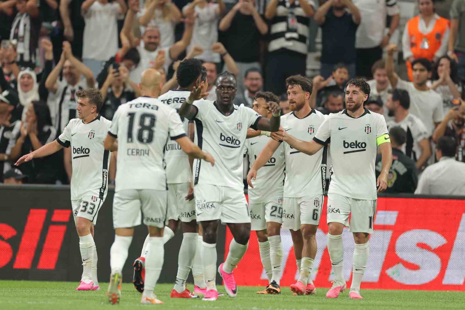 UEFA Avrupa Ligi: Beşiktaş: 1 - Midtjylland: 0 (İlk yarı) 14 uefa avrupa ligi besiktas 1 midtjylland 0 ilk yari 10 fDa69sWV