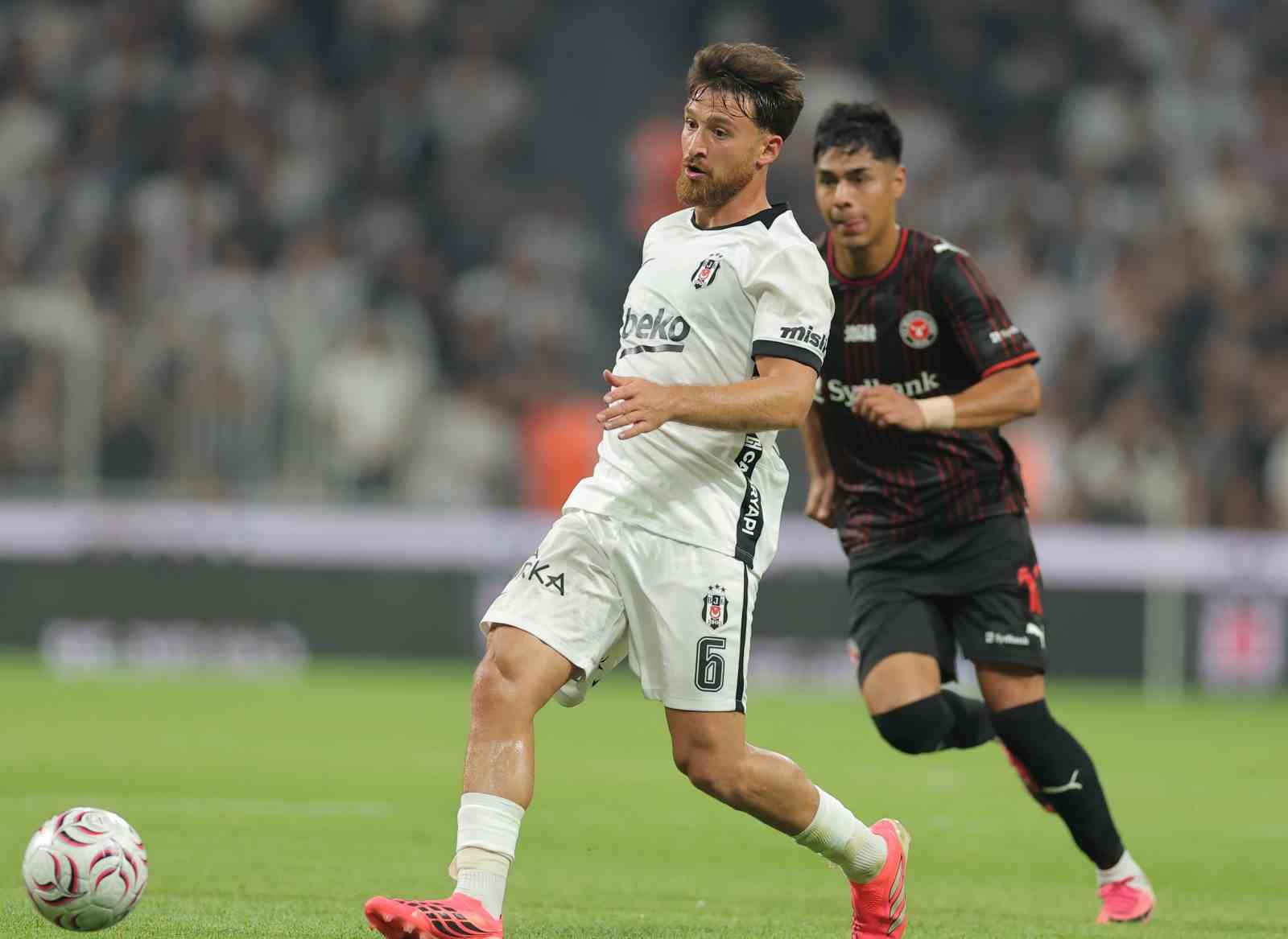 UEFA Avrupa Ligi: Beşiktaş: 1 - Midtjylland: 0 (İlk yarı) 9 uefa avrupa ligi besiktas 1 midtjylland 0 ilk yari 5 QnuOBk2L