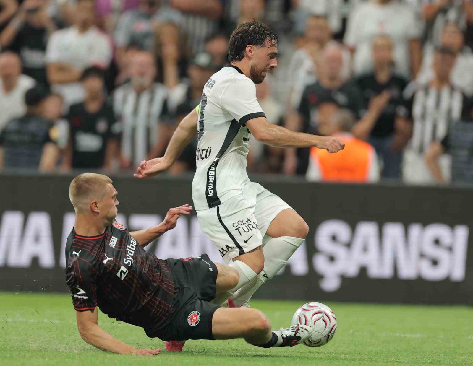 UEFA Avrupa Ligi: Beşiktaş: 1 - Midtjylland: 0 (İlk yarı) 12 uefa avrupa ligi besiktas 1 midtjylland 0 ilk yari 8
