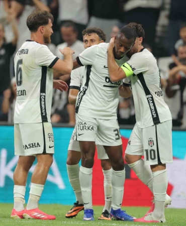 uefa-avrupa-ligi-besiktas-1-midtjylland-0-ilk-yari-pB7LLX72.jpg