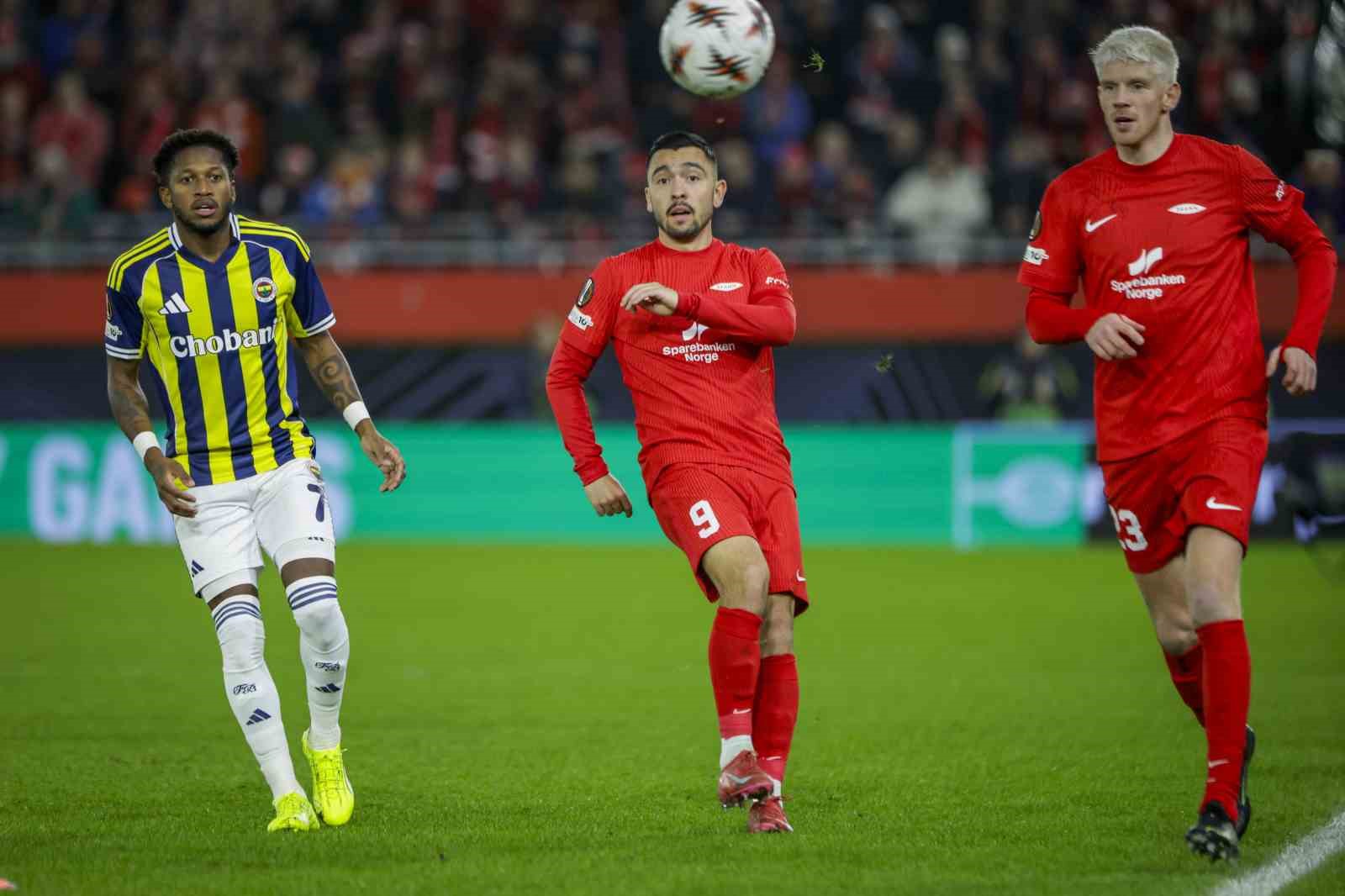 uefa avrupa ligi brann 0 fenerbahce 3 ilk yari 2 cUFwa33i