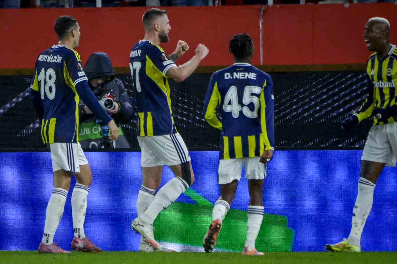 uefa avrupa ligi brann 0 fenerbahce 3 ilk yari 8 JFSkbLez