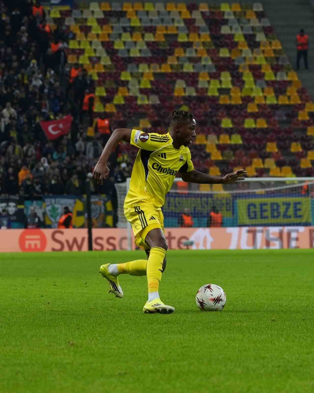 UEFA Avrupa Ligi: FCSB: 0 - Fenerbahçe: 1 (İlk yarı) 5 uefa avrupa ligi fcsb 0 fenerbahce 1 ilk yari 1 4Z4NC4Fe