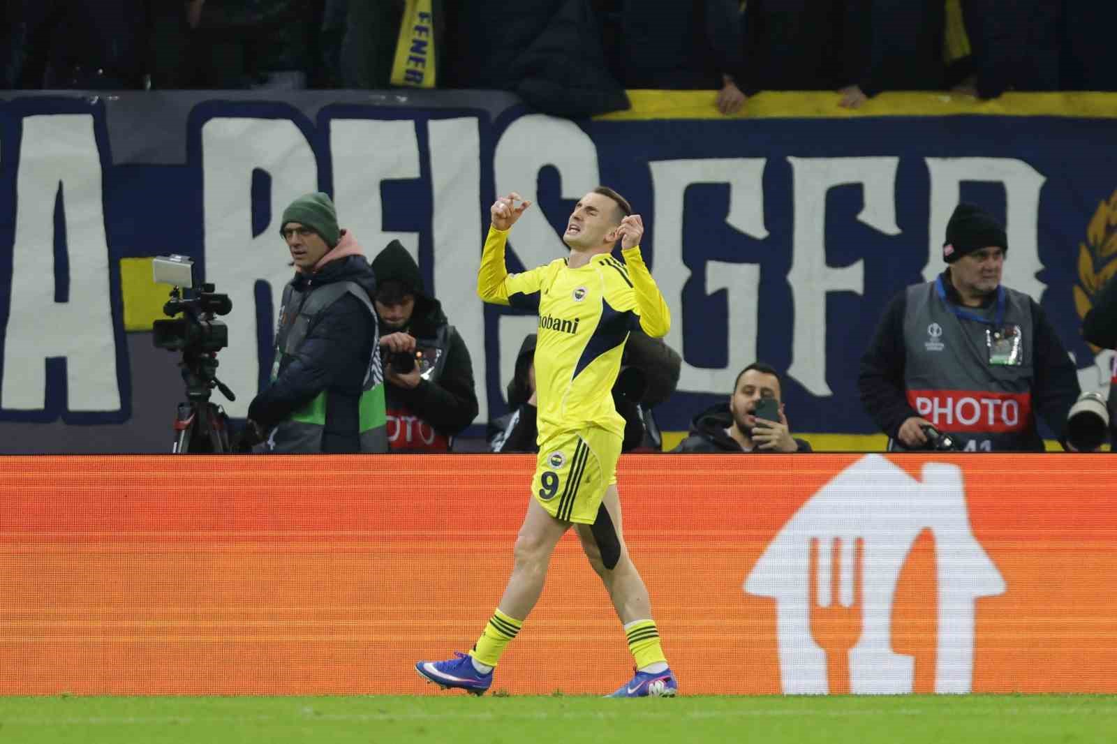 uefa avrupa ligi fcsb 1 fenerbahce 1 mac sonucu 3 TmNj1H4Z