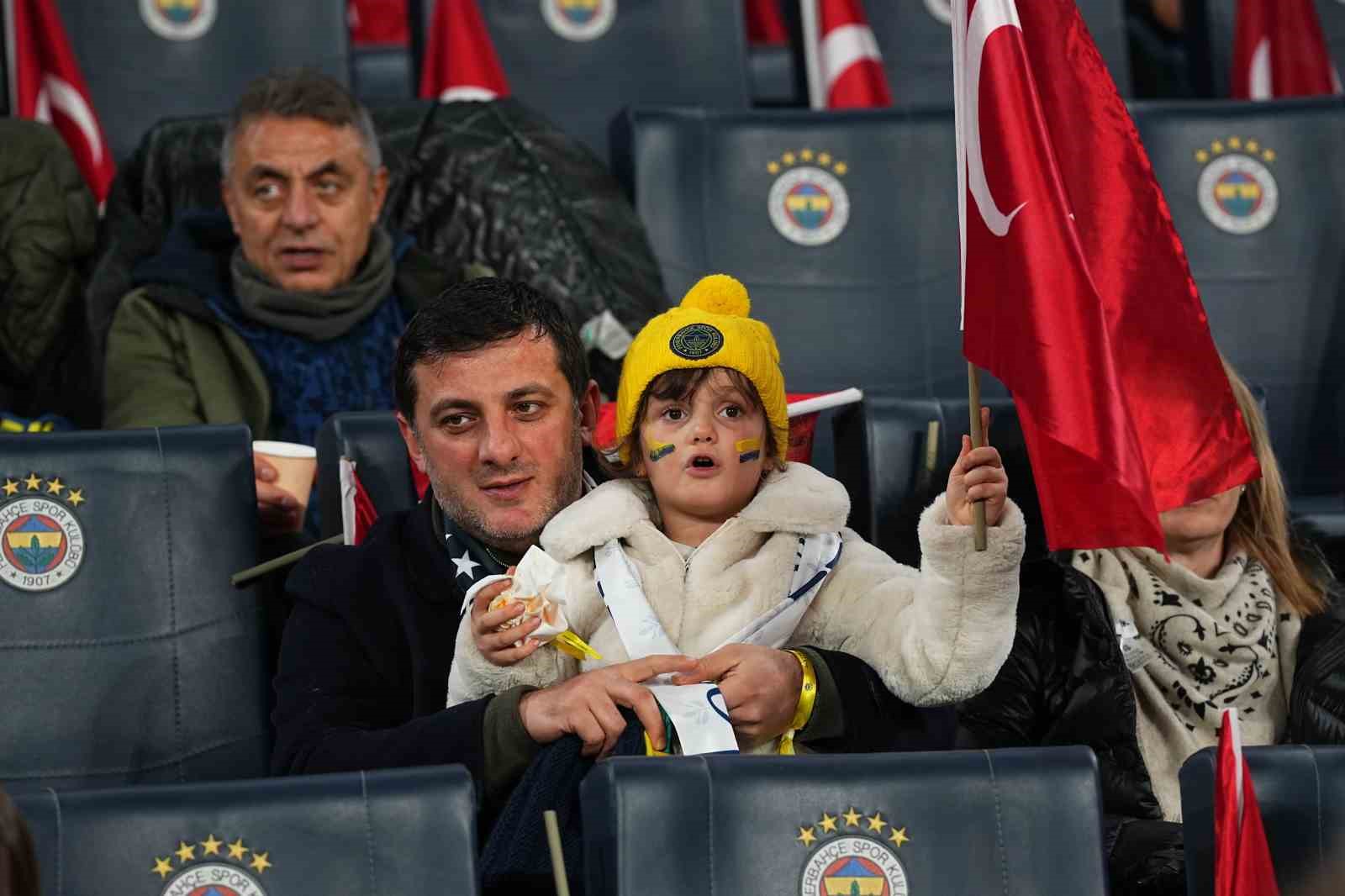 UEFA Avrupa Ligi: Fenerbahçe: 0 - Aston Villa: 0 (Maç devam ediyor) 4 uefa avrupa ligi fenerbahce 0 aston villa 0 mac devam ediyor 0 hFdIMwTb